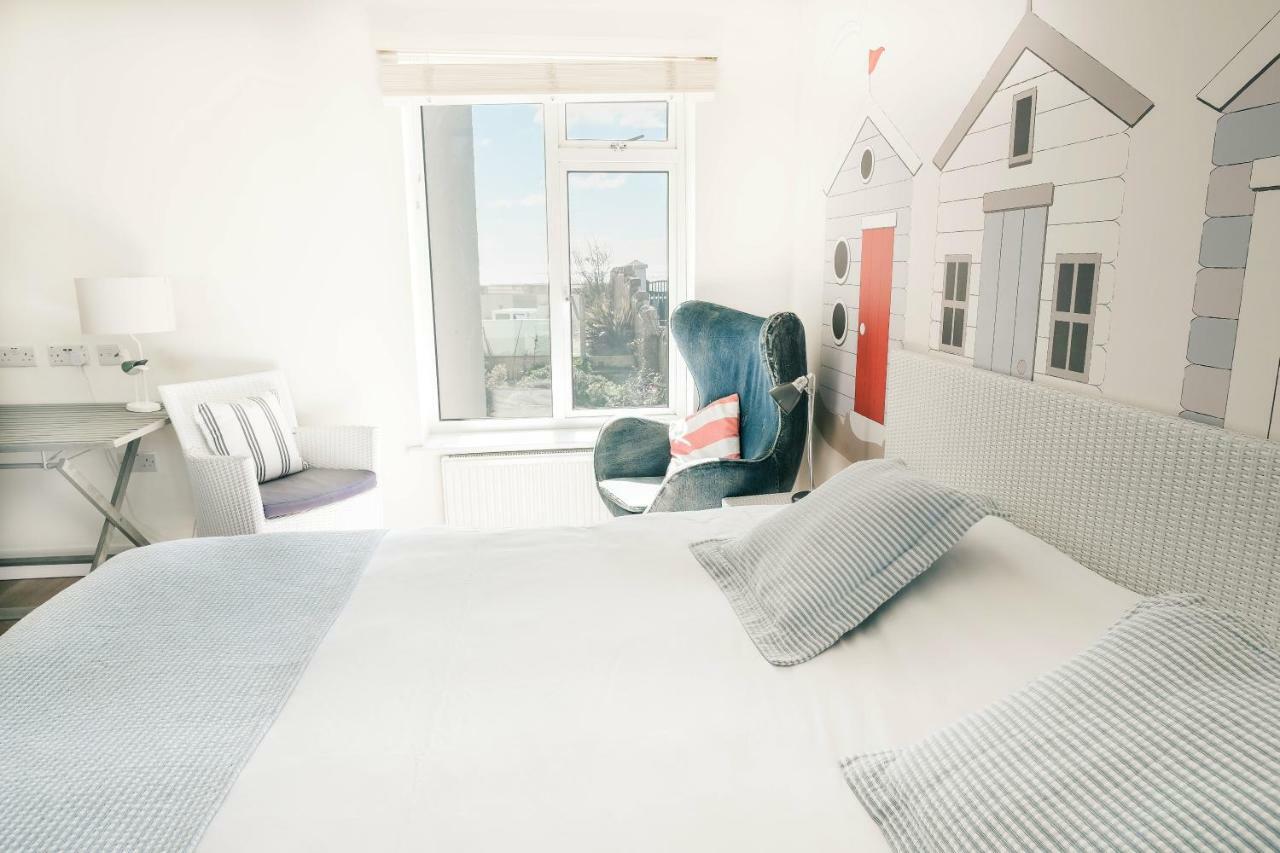 The Beach Bed & Breakfast Hythe  Exterior photo