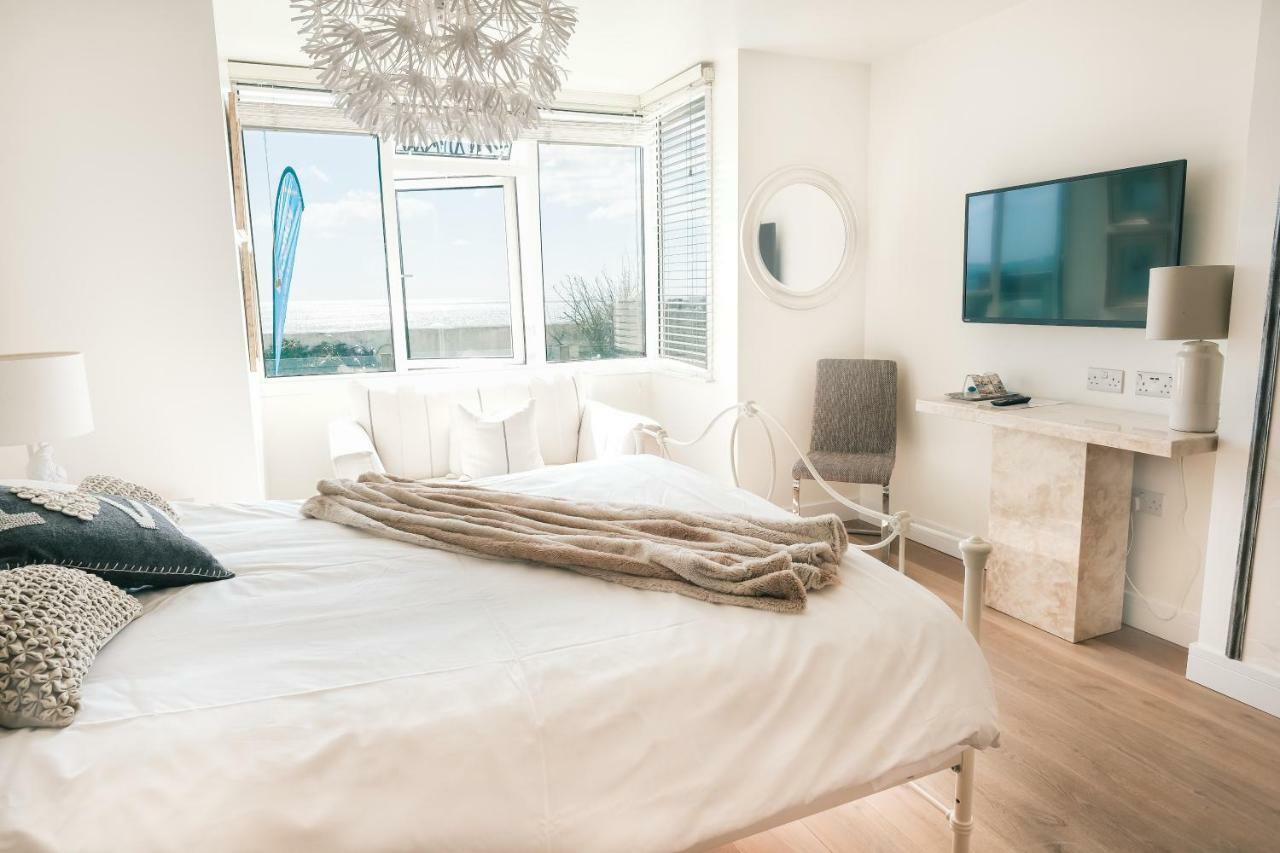 The Beach Bed & Breakfast Hythe  Exterior photo
